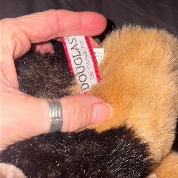 Charming Plush Dog Toy Collection - Picture 4 of 7